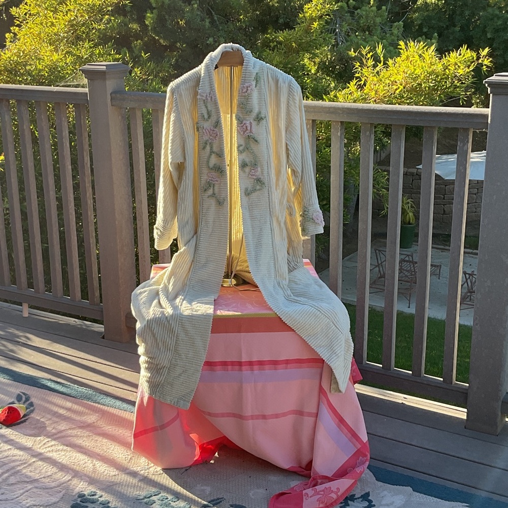 Floral Embroidered Cream Long Coat